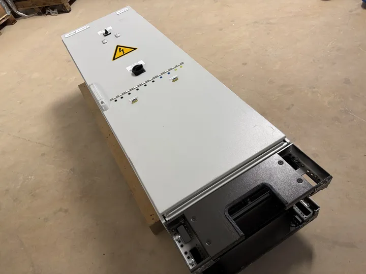 Rittal TS 8684500 Schaltschrank – teilgeschlachtet